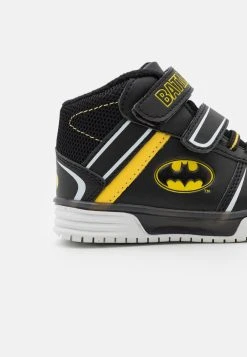 Tout neuf ✔️ Excellente qualité Friboo BATMAN - Baskets montantes 🤩 sneakers rond kids 💯 11 Tout neuf ✔️ Excellente qualité Friboo BATMAN - Baskets montantes 🤩 sneakers rond kids 💯 -Friboo Soldes 0c2f450659c64281b3811aa7695ea150
