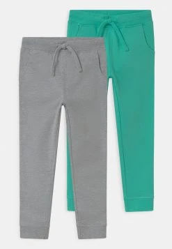 De gros ⭐ En promotion Friboo 2 PACK - Pantalon de survêtement pantalons normale kids 🎁 -Friboo Soldes 33e3baf266a04531a688b480cba660e4 1