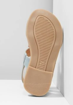 Promo 😍 Friboo Sandales Réduction bottines ouvert kids ❤️ -Friboo Soldes 3cb5915b687e434992a0b0e6d5fe2189