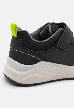 Vente flash 👏 Friboo Un Tarif Préférentiel Baskets basses sneakers rond kids 😉 -Friboo Soldes 3dd079b1e6974fe69a63849c5c23f00e