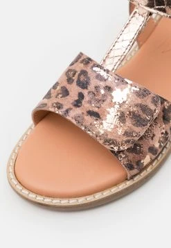 Top 10 ⌛ Friboo Vendre-Réclame LEATHER - 🔔 Sandales pulls et gilets ouvert kids ⭐ -Friboo Soldes 5c96ea8da7bd4e4e94b85ad3fe74ff5a