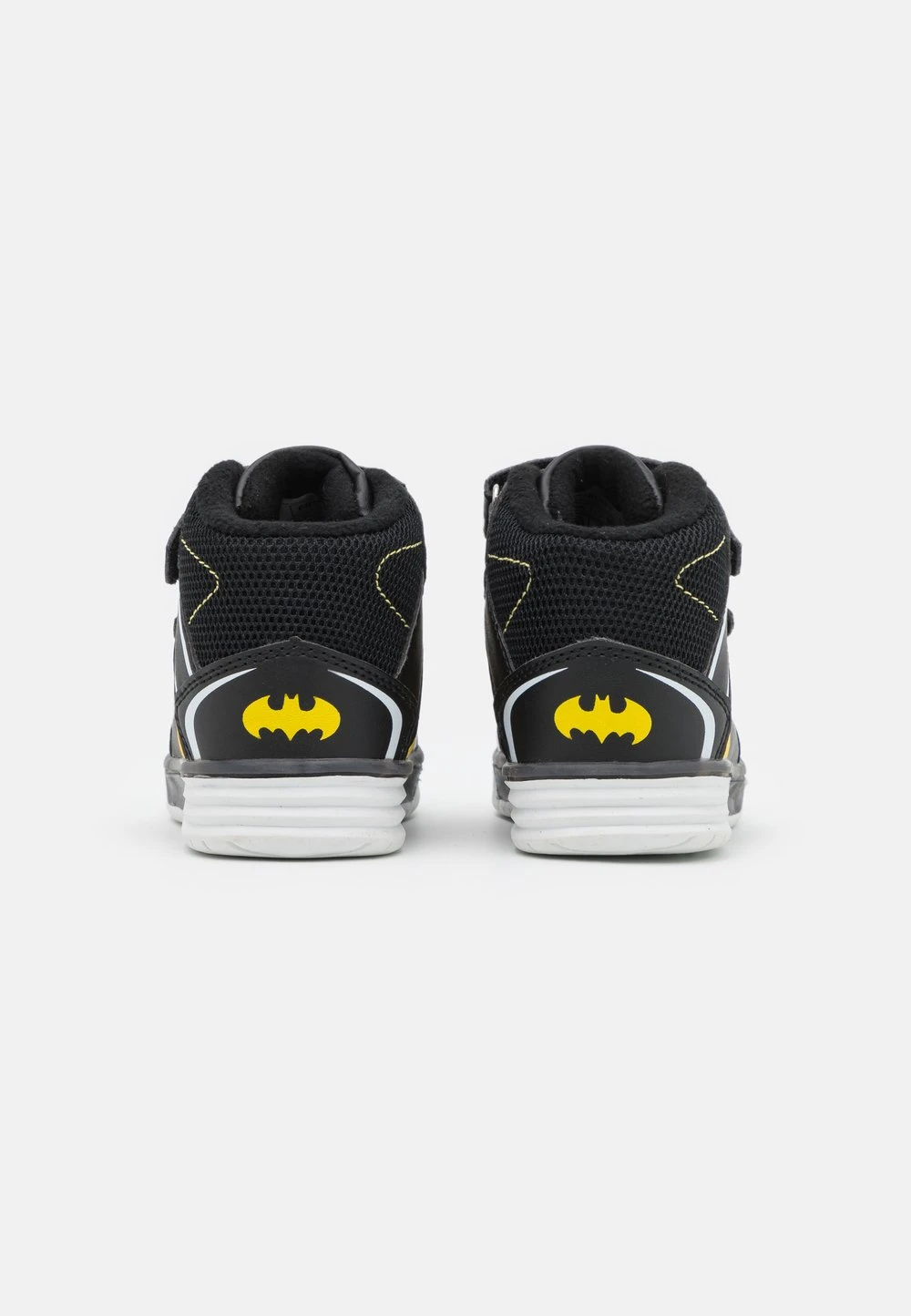 Tout neuf ✔️ Excellente qualité Friboo BATMAN - Baskets montantes 🤩 sneakers rond kids 💯 3 Tout neuf ✔️ Excellente qualité Friboo BATMAN - Baskets montantes 🤩 sneakers rond kids 💯 – Image 3