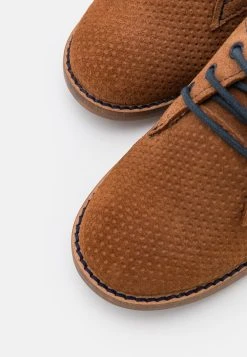 Les meilleures critiques de 🧨 Prix Sympa Friboo LEATHER - Chaussures à lacets chaussures de ville rond kids 🧨 -Friboo Soldes 748bdc721c184743a06b6ee15cf38574