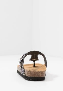 Offres ✔️ Prix Accessible Friboo Tongs 🥰 sandales et tongs ouvert enfant 👏 -Friboo Soldes d12d9d4a991049599c59a243814aba0a